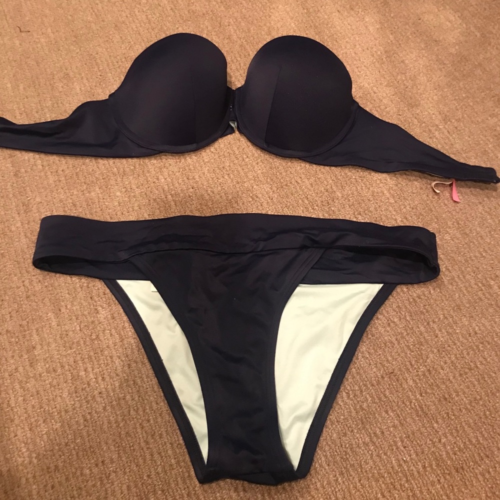 Victoria’s Secret Navy Strapless Bathing Suit